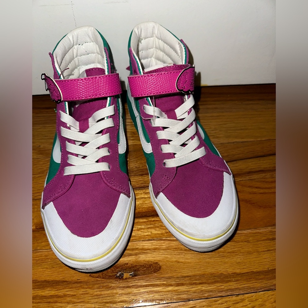 Girls Dragon Vans
